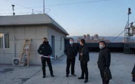 局领导调研督查大气监测子站周边污染源治理工作