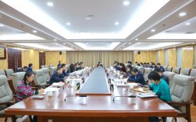 自治区生态环境厅召开党组会议